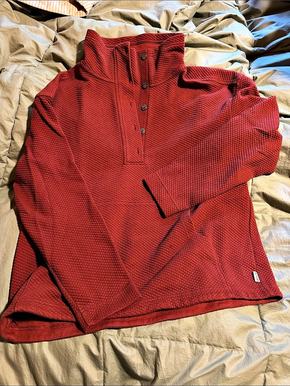 Duluth Trading Women’s Pullover Quarter Button Red Size Medium